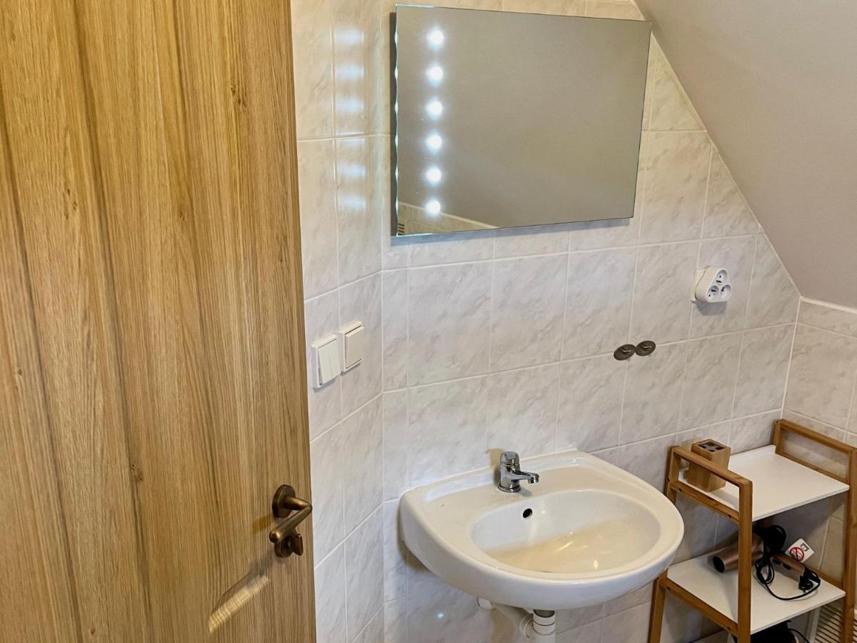 Holiday Home Holiday Hill 67 By Interhome Cista  Extérieur photo